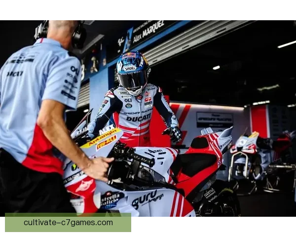 MotoGP赛季激战升级多支车队调整阵容争夺冠军形势愈发胶着 MotoGP赛季激战升级多支车队调整阵容争夺冠军形势愈发胶着