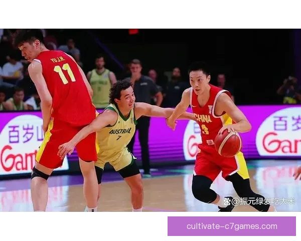 篮球世界杯揭幕战激烈上演中国男篮力拼对手全力争胜