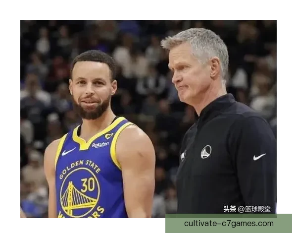 勇士队新赛季阵容调整曝光 科尔透露库里和汤普森的全新合作模式 勇士队新赛季阵容调整曝光 科尔透露库里和汤普森的全新合作模式