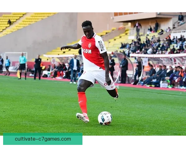 摩纳哥俱乐部近期动态全面解析阵容调整与赛季前景深度观察 摩纳哥俱乐部近期动态全面解析阵容调整与赛季前景深度观察