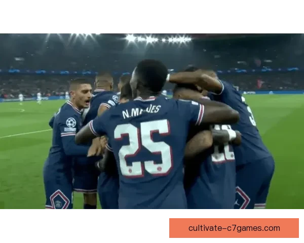 欧冠小组赛激战正酣 曼城逆转拜仁 巴萨两连胜领跑积分榜 欧冠小组赛激战正酣 曼城逆转拜仁 巴萨两连胜领跑积分榜